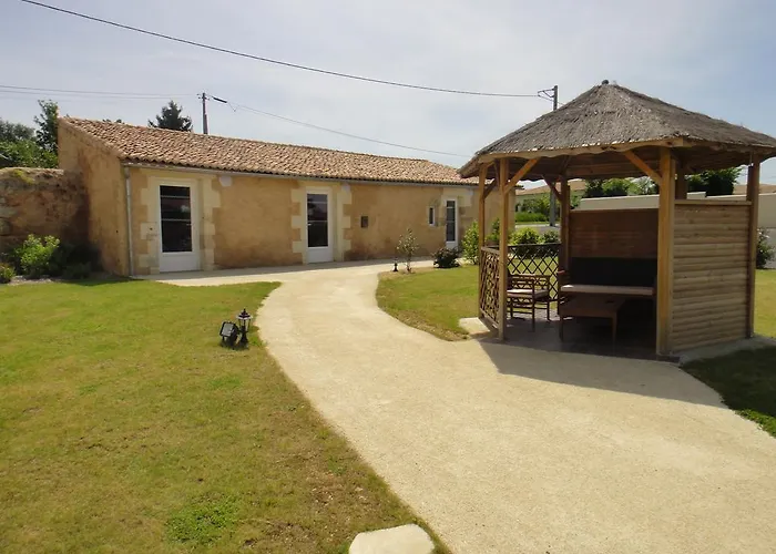 Le Domaine Du Luth Holiday home